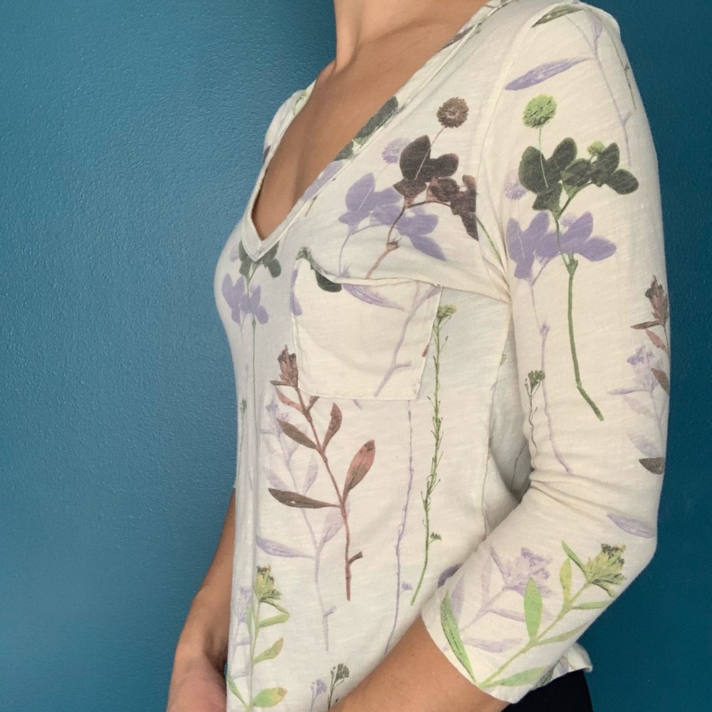 Anthropologie V-neck